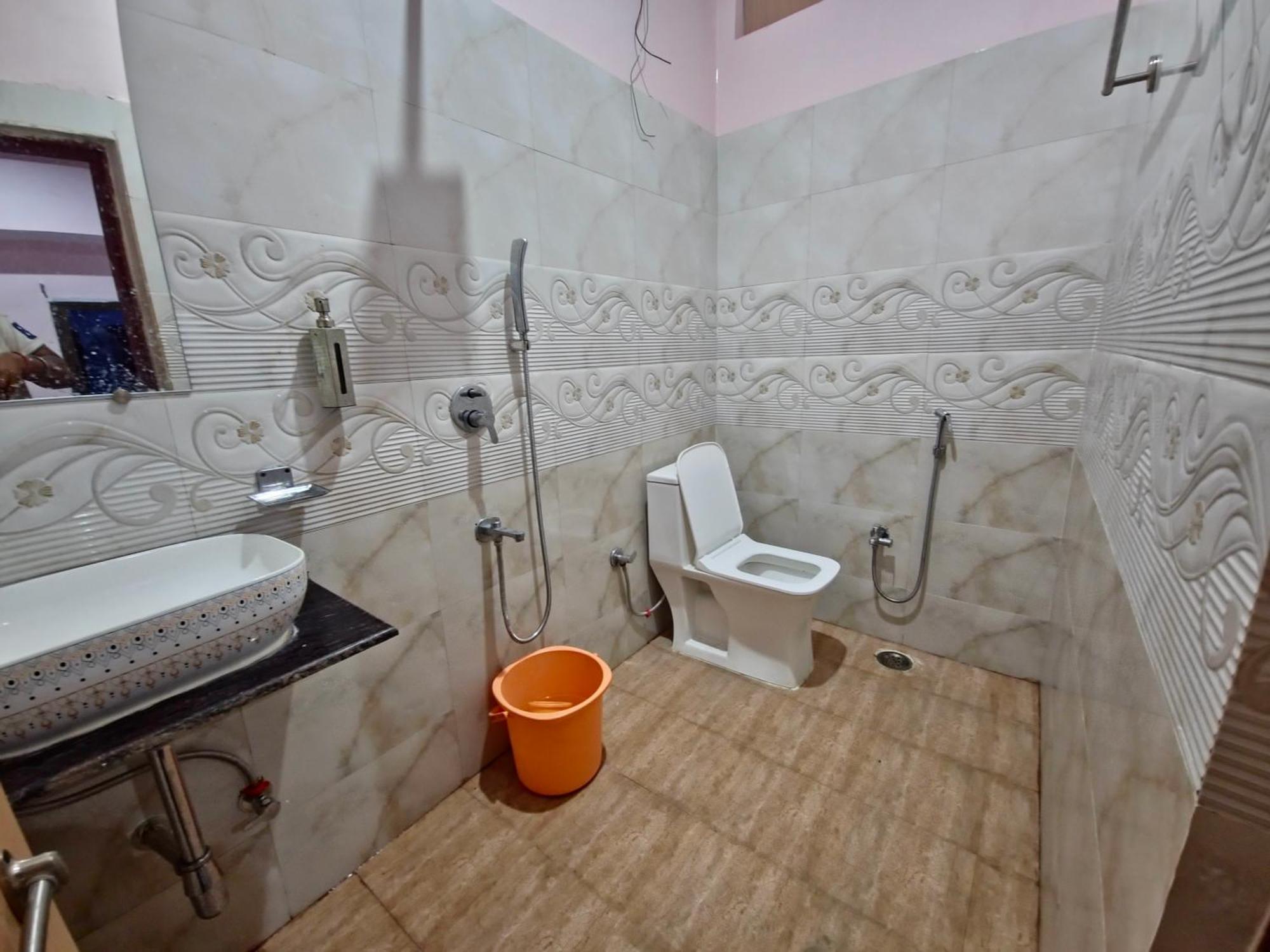 Hotel Kalika P Guest House Varanasi Exterior photo